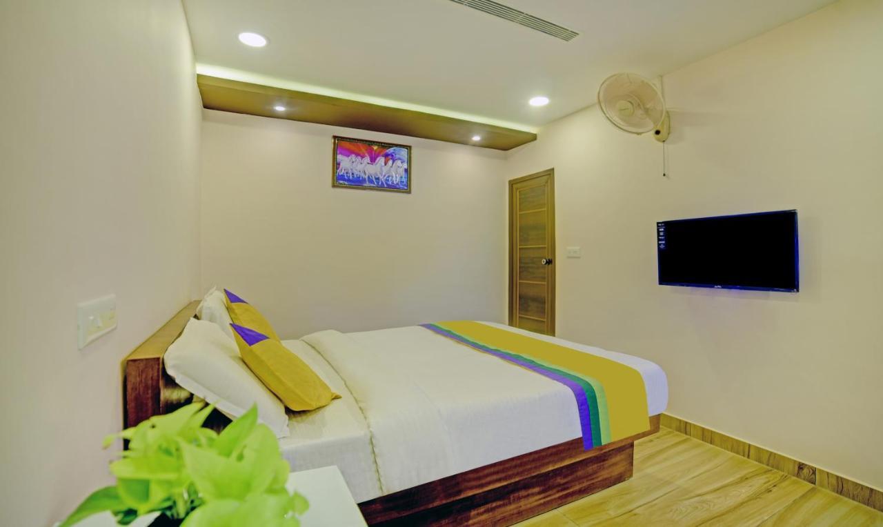 Treebo Trip Majestic Inn Thampanoor Thiruvananthapuram Exteriér fotografie