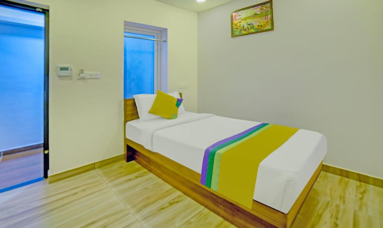 Treebo Trip Majestic Inn Thampanoor Thiruvananthapuram Exteriér fotografie